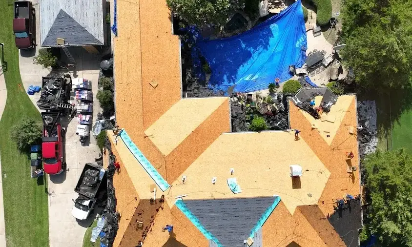 Professional Roof Repair being performed in Four Corners